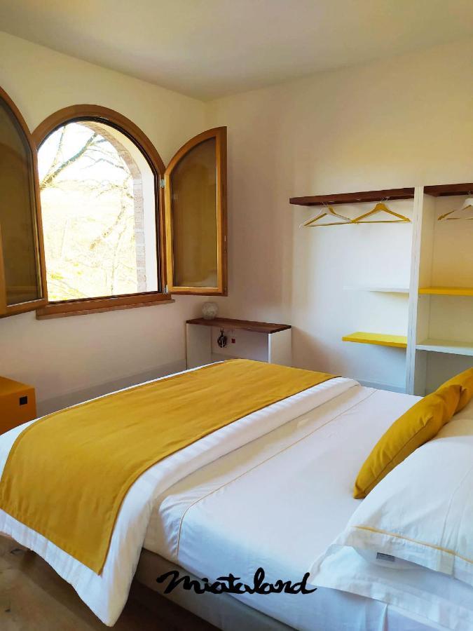 Miataland Bed & Breakfast Collazzone ภายนอก รูปภาพ